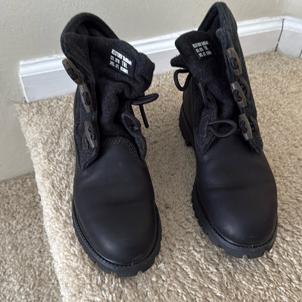 Timberlands Wool roll down